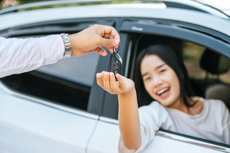 Cara Efisien Mengelola Mobilitas dengan Sewa Mobil Bulanan