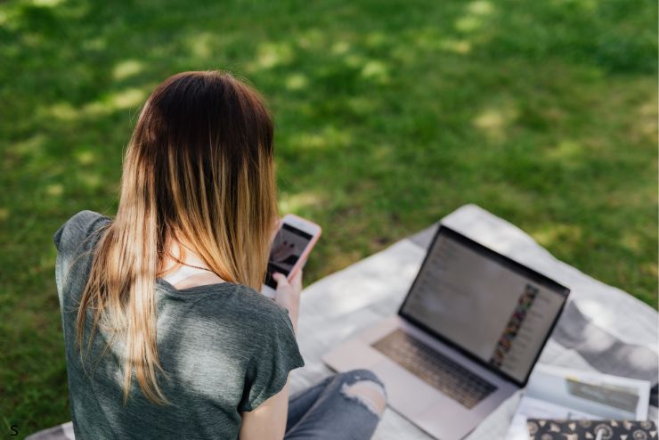 Penonton Nyata: Kunci Meningkatkan Kredibilitas dan Dampak Konten Anda di Era Digital