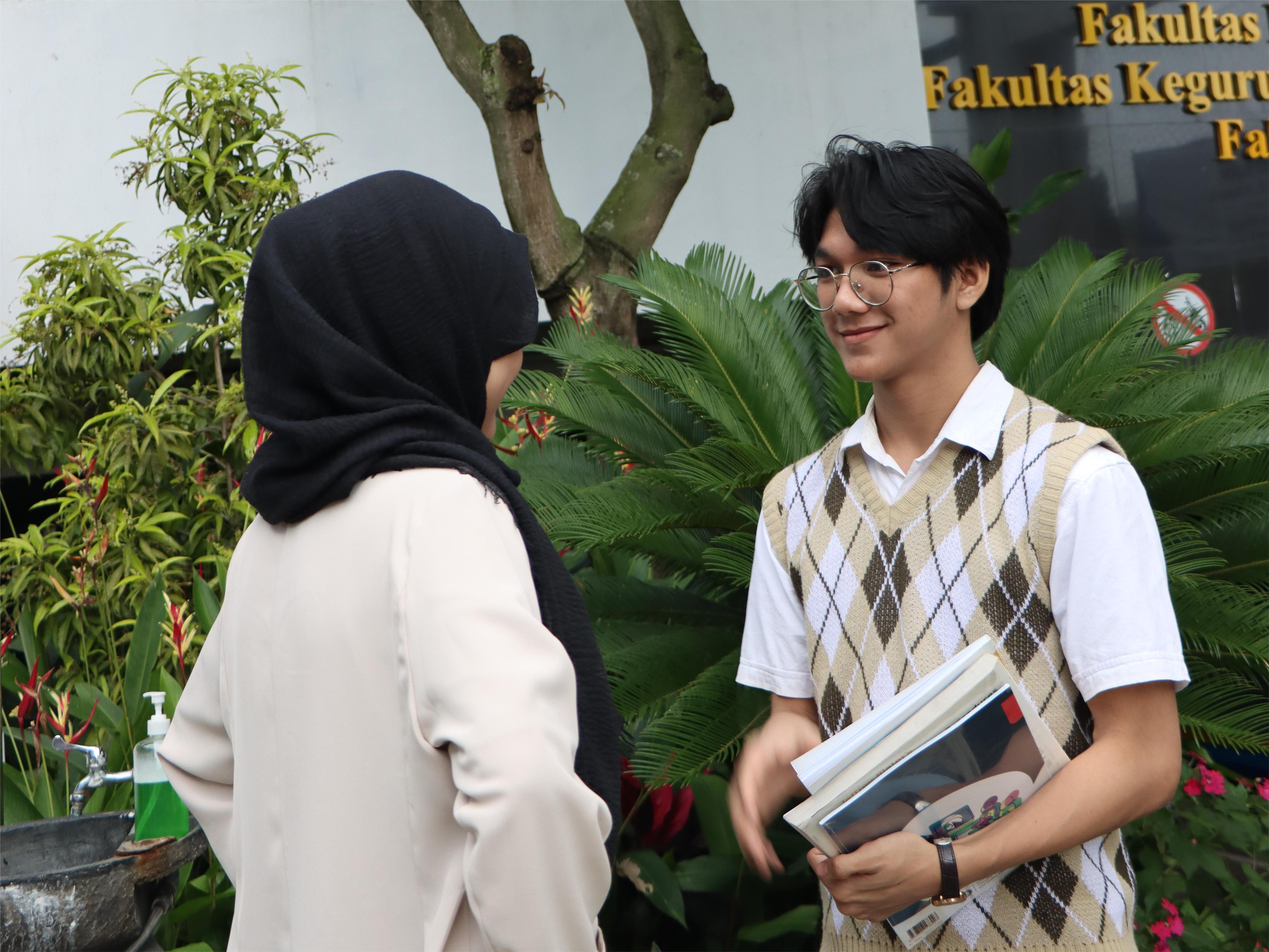 Kuliah Bisnis Digital Sulit Nggak? Ini Gambaran Belajarnya
