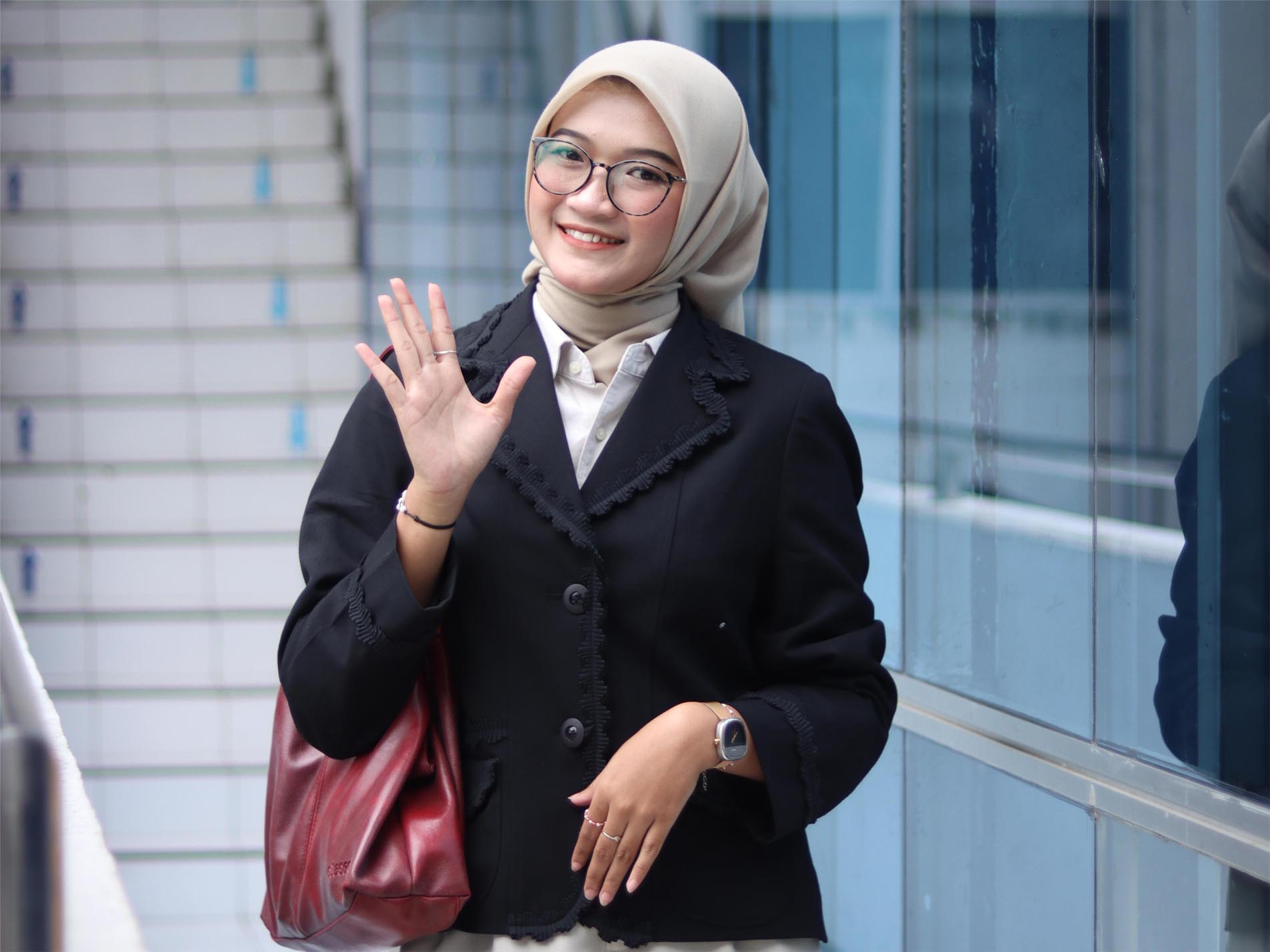 benarkah_ada_peluang_karier_sukses_tanpa_kuliah_usai_smasmk_ini_peluang__risiko_wajib_tahu