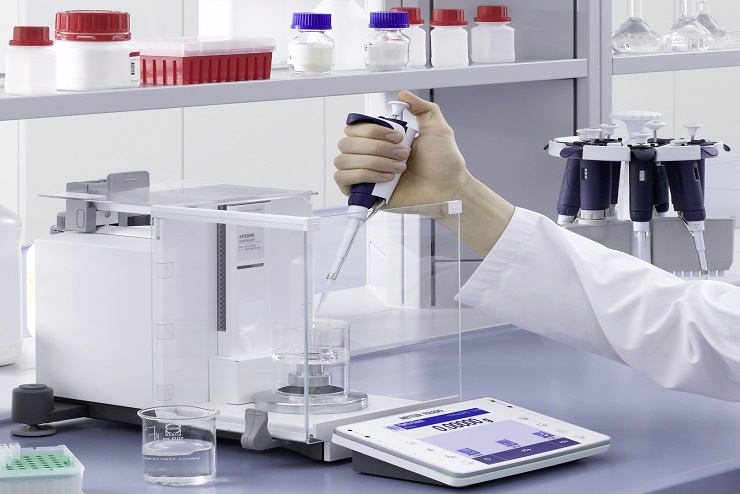 Menjaga Presisi Laboratorium, Layanan Kalibrasi Mikropipet dari AAS Laboratory
