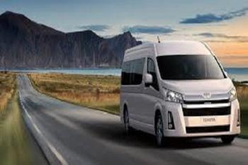 Keunggulan Menggunakan Jasa Sewa Hiace untuk Berbagai Keperluan Transportasi