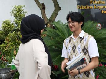 Kuliah Bisnis Digital Sulit Nggak? Ini Gambaran Belajarnya