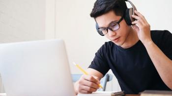 Latihan Listening TOEFL: Cara Membedakan Bunyi Mirip dalam Bahasa Inggris